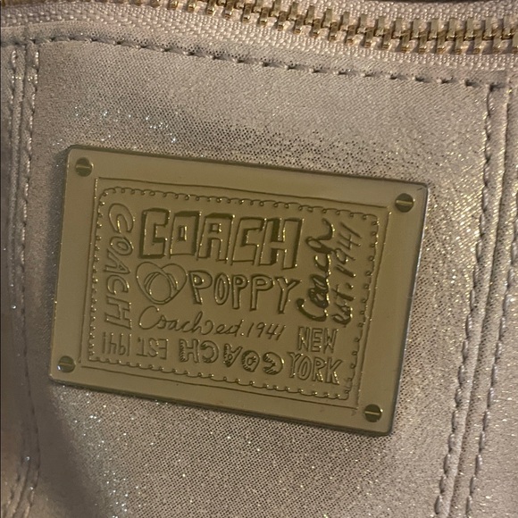 Coach Poppy Drawstring Bag - Picture 4 of 10